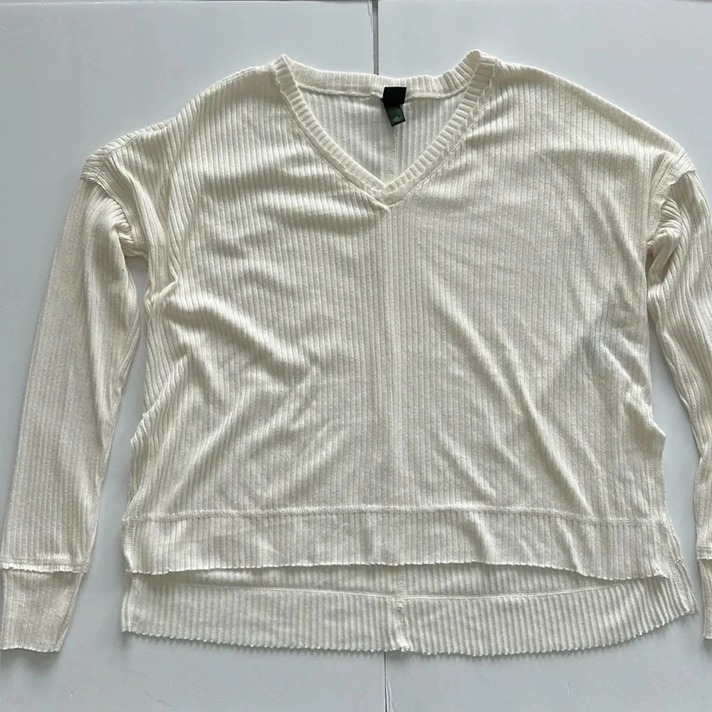 White Fable Cream Long Sleeve‎ Ribbed Sweater Sz XS